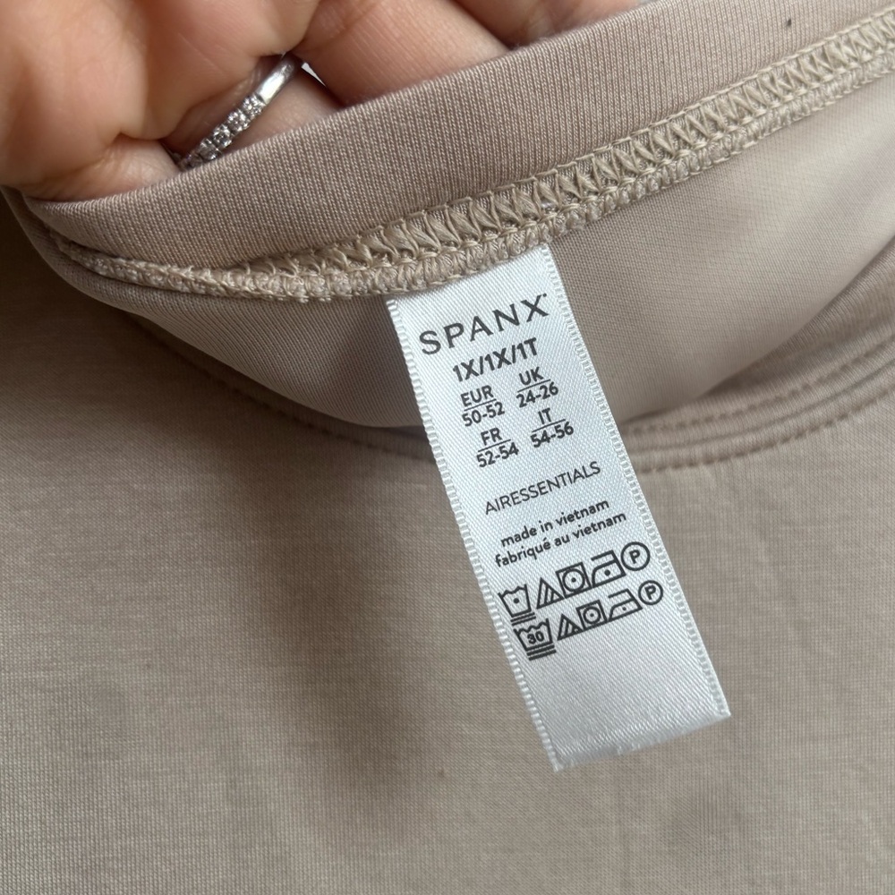 Spanx Air Essentials Sleeveless Tank‎ Dress - Picture 5 of 5